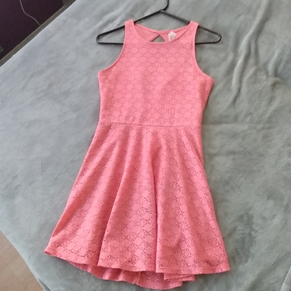 No Boundaries - M 7/8 Pink dress